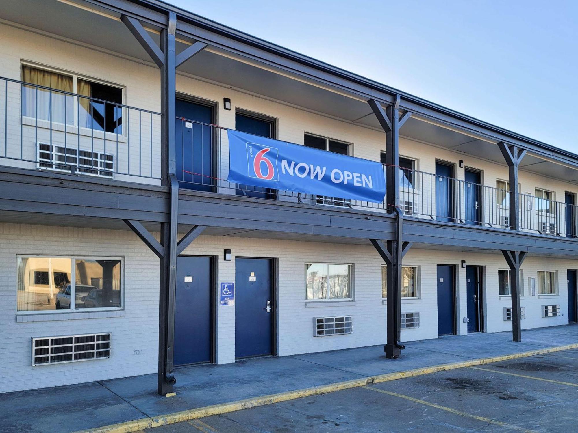 Motel 6 Wichita Ks South I35 Zewnętrze zdjęcie